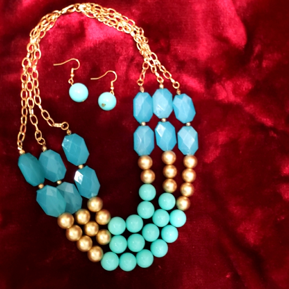 Necklace Earrings Set